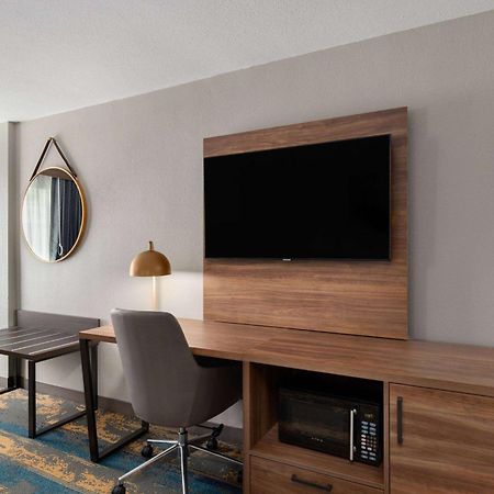 La Quinta By Wyndham Knoxville Central Papermill Extérieur photo