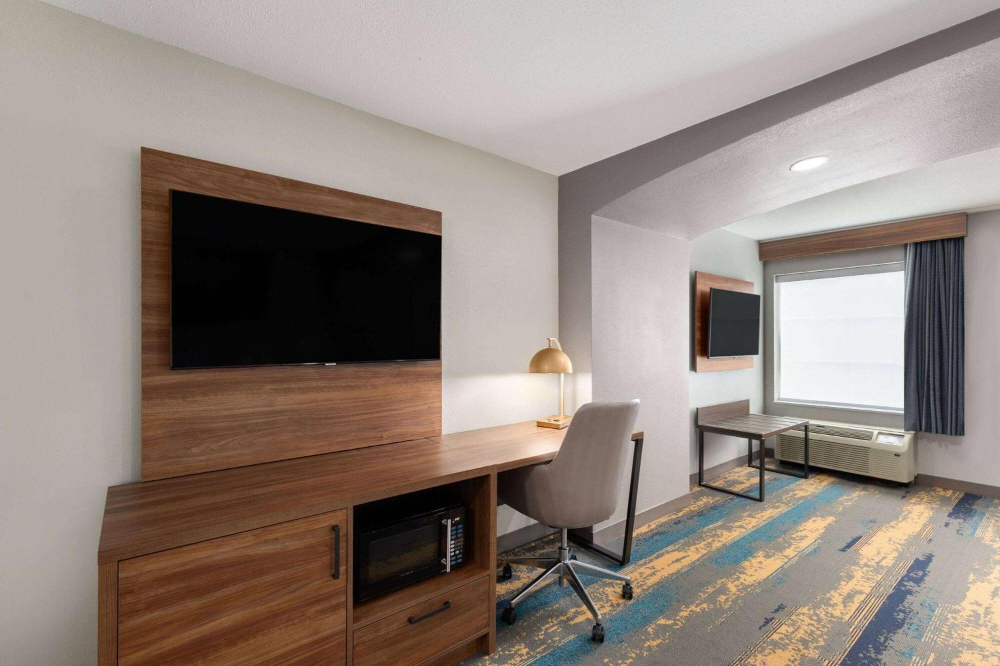 La Quinta By Wyndham Knoxville Central Papermill Extérieur photo